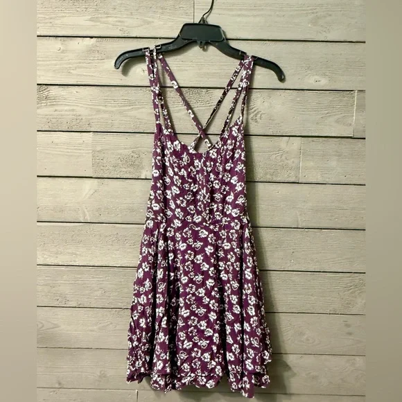 Kimchi Blue Urban Outfitters Purple White Floral Pattern Mini Dress Sz 4 Chic - Picture 2 of 12